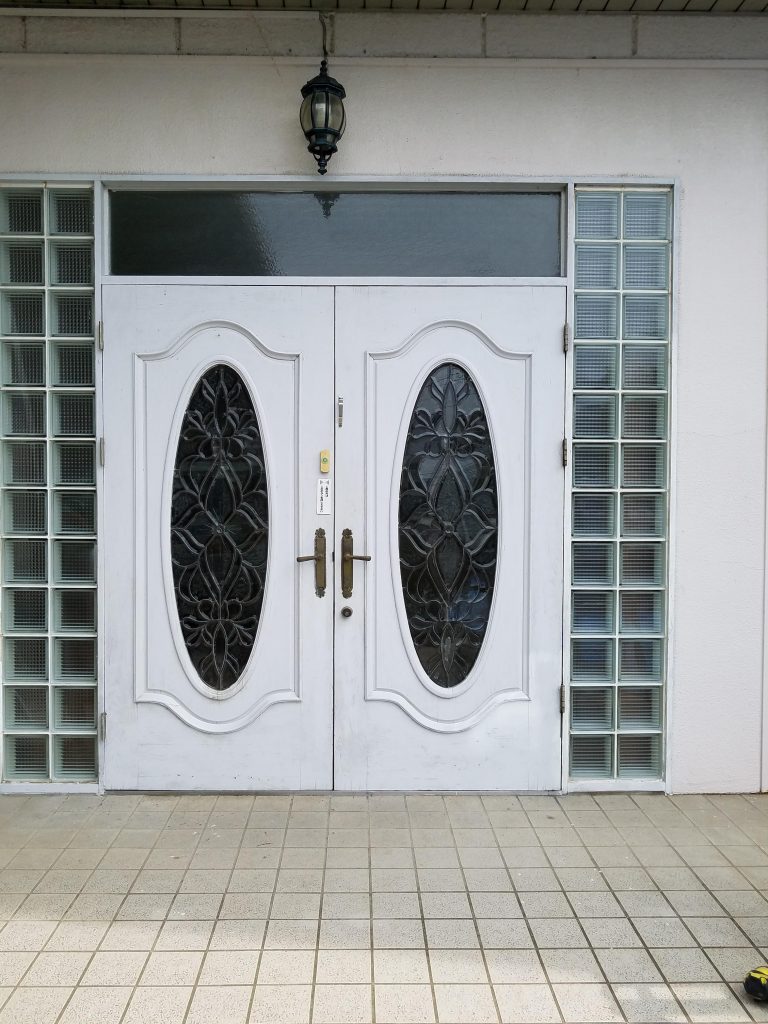 【熊谷市G様】大きな扉も１日で完成　玄関ドアリフォーム
