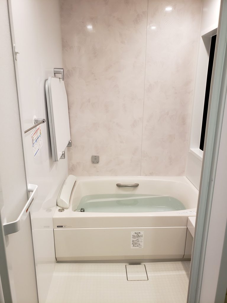 【熊谷市I様】我が家に肩湯で贅沢に！　浴室リフォーム