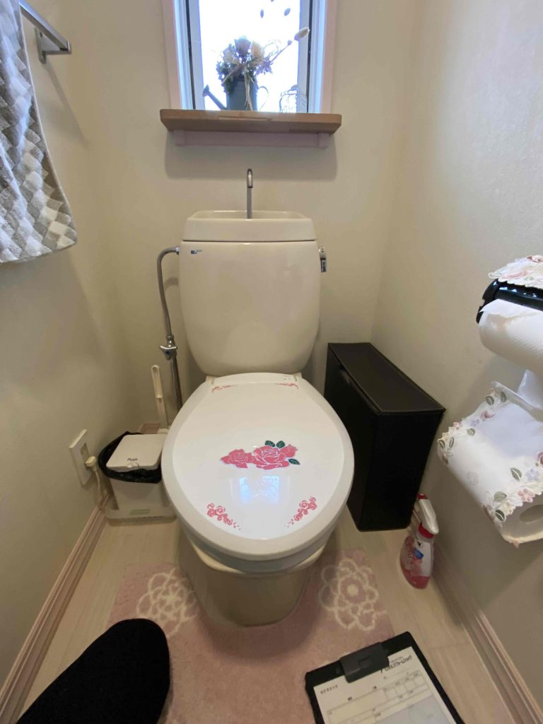 【熊谷市】トイレリフォーム｜LIXIL「Jフィット」I型〈手洗い付き〉すっきり快適空間に